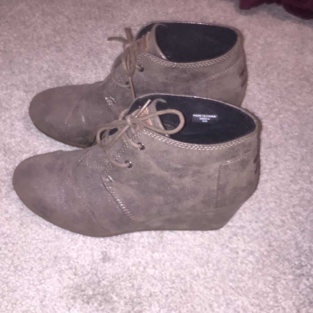 Wedges - Picture 3 of 3